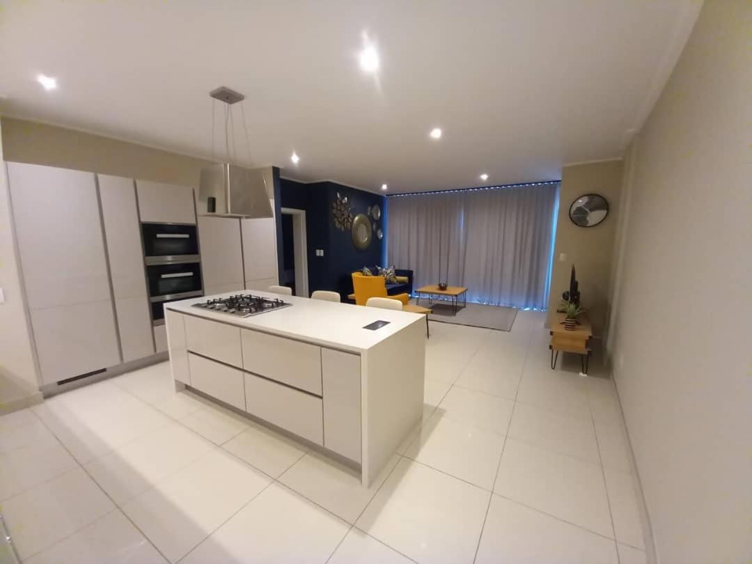 The Pier No. 7 Apartment Swakopmund Ngoại thất bức ảnh