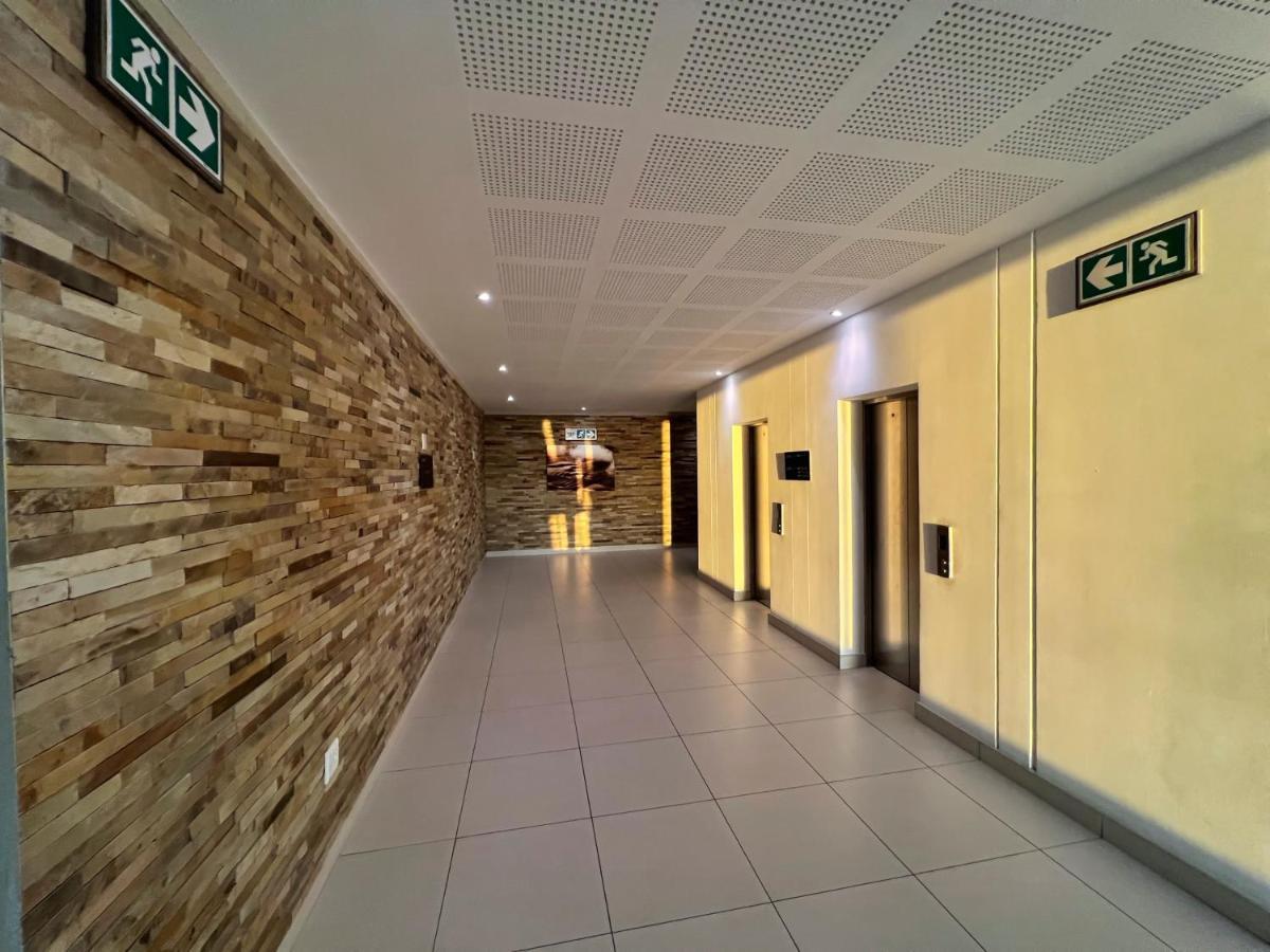 The Pier No. 7 Apartment Swakopmund Ngoại thất bức ảnh