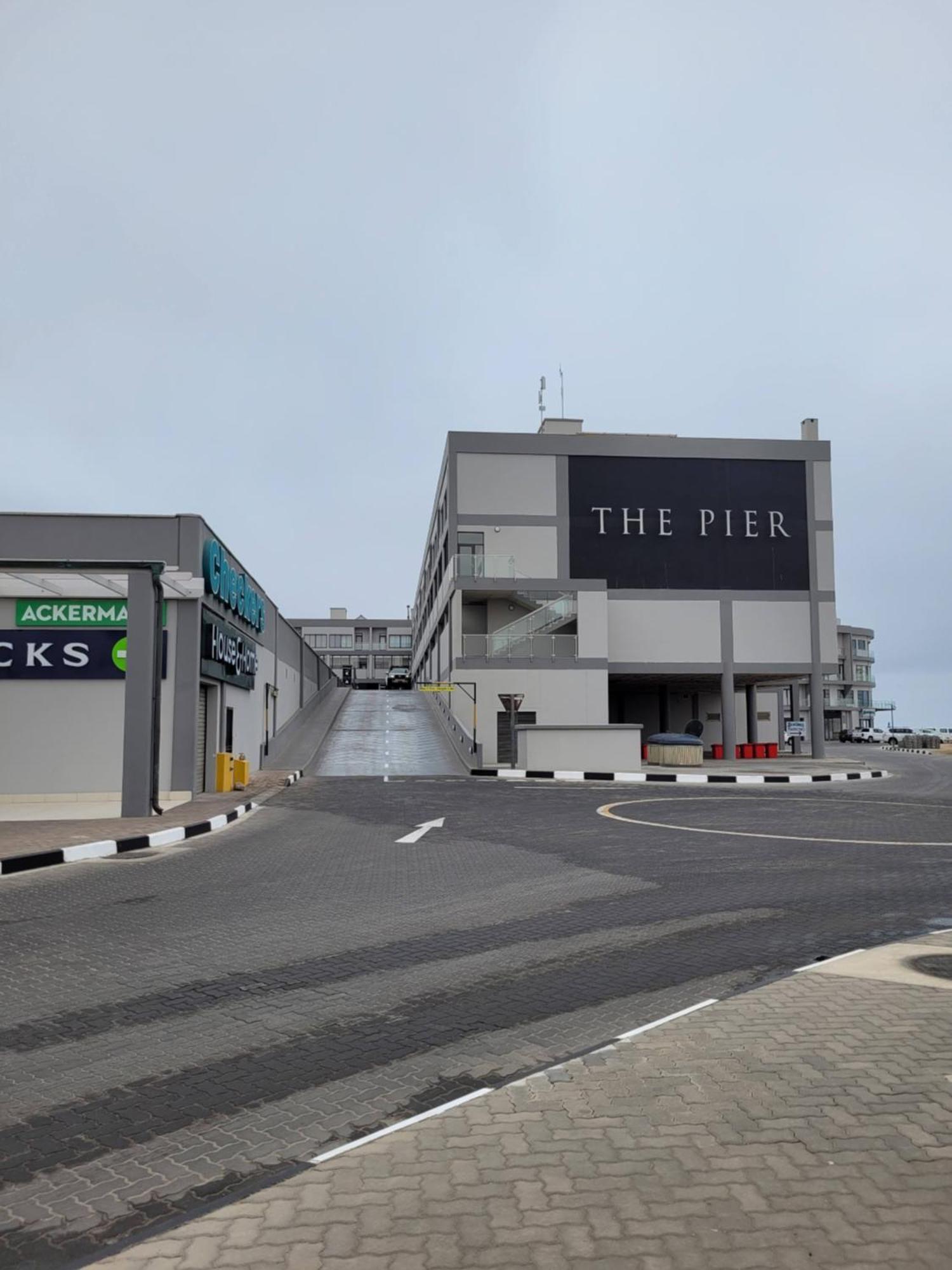 The Pier No. 7 Apartment Swakopmund Ngoại thất bức ảnh